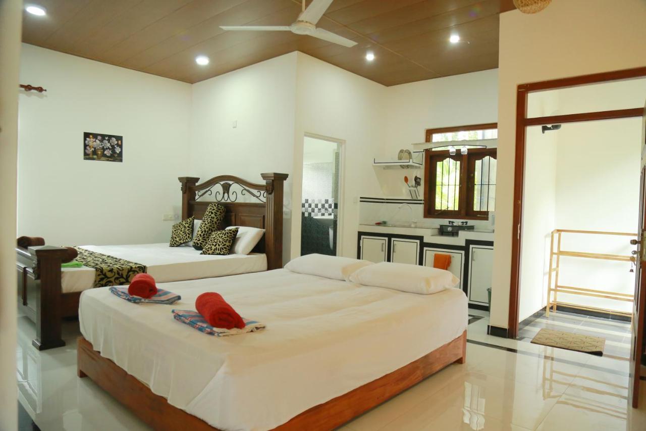 Happy Spring Guest Bed & Breakfast Mirissa Ngoại thất bức ảnh
